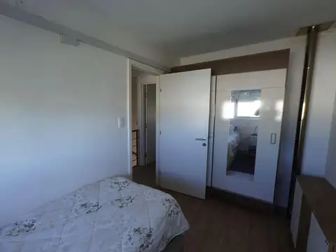 Depto Tipo Casa en Venta 16 años