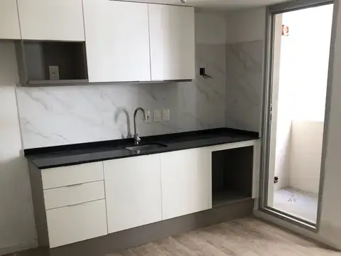 Avenida 18 de Julio 2100