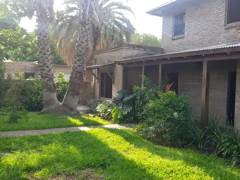 Fisherton, Hermoss Chalet de 4 dormitorios.