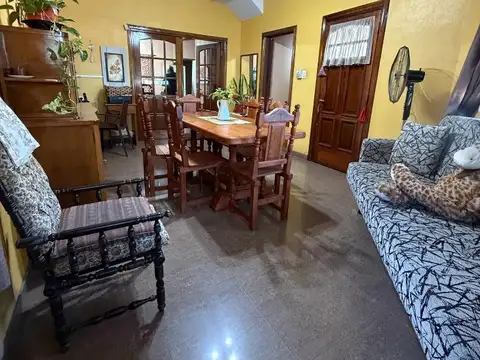Casa en Venta en Moron Sur, USD 160.000