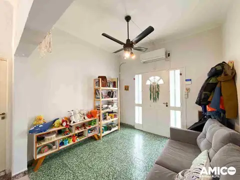 PH 2 dormitorios en venta La Plata, al frente