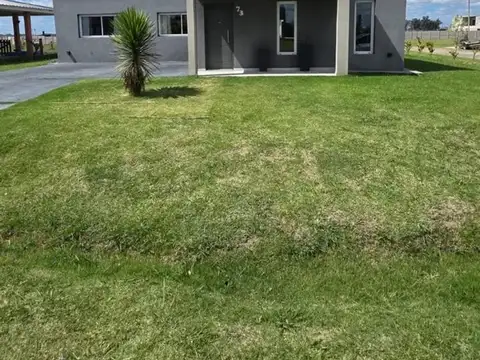 Venta casa en Barrio Cerrado Santo Domingo 