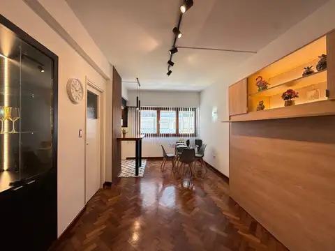 Venta Departamento 1 ambiente al frente. Zona Centro