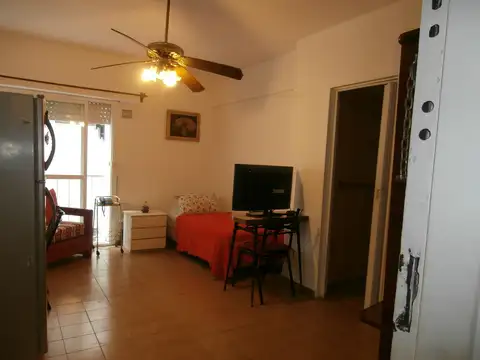 Departamento en Alquiler en Balvanera, $ 420.000