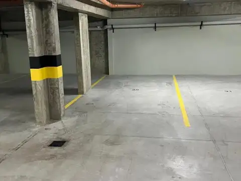 Cochera en Venta en Centro, Rosario