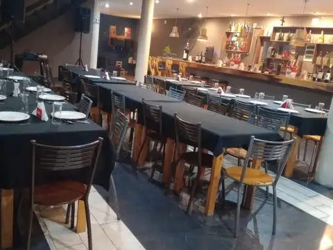 Fondo Comercio en Venta con 4 cocheras