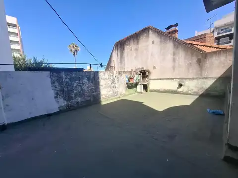 Depto Tipo Casa en Venta en Santos Lugares, USD 69.000