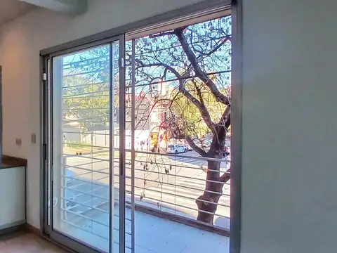 Depto Tipo Casa en Alquiler de Monoambiente
