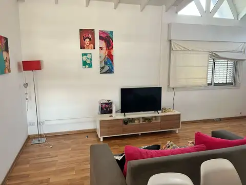 Depto Tipo Casa 3 ambientes con 1 baño