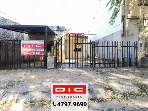 Casa 5 dormitorios Venta - Villa Martelli