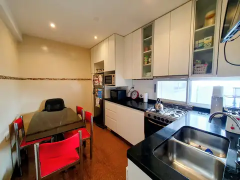 Depto Tipo Casa en Venta 56 años