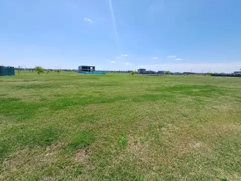 Terreno en Venta 1.060  mts Frente
