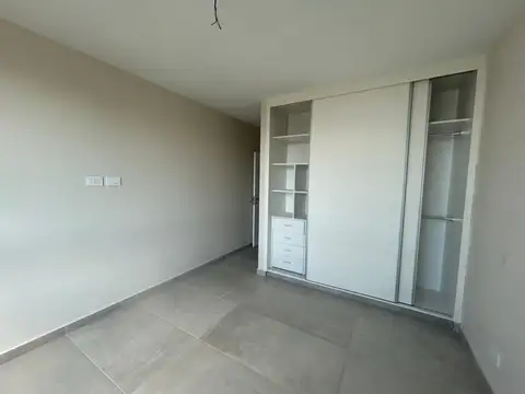 Departamento en Alquiler con 1 cocheras