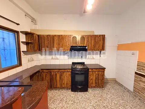Depto Tipo Casa en Alquiler en San Justo, $ 450.000