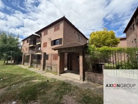 Departamento en venta de 2 Dormitorios con Cochera de uso común en Tolosa
