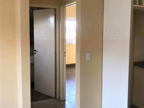 MUY BUEN DEPARTAMENTO 2 AMBIENTES EN LOMAS DEL MIRADOR