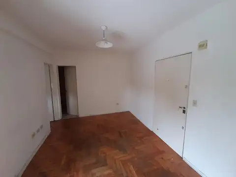 Belgrano 3443 , Piso 5