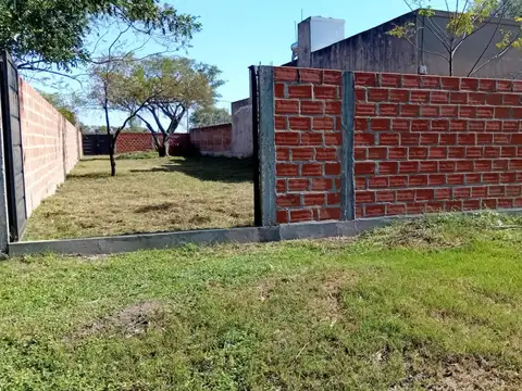 Terreno de 500 m2 totalmente amurado en venta