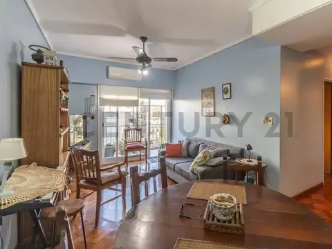 Venta Departamento 3 Ambientes con Dep. Balcón y Baulera en Caballito
