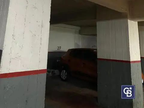 Venta de Cochera cubierta en Balvanera