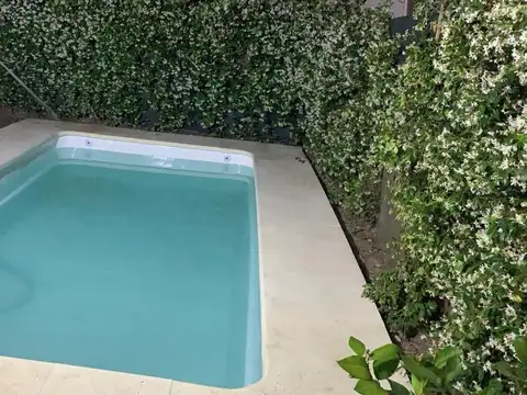 VENTA PH DE 3 AMB C/ PILETA,PATIO Y COCHERA