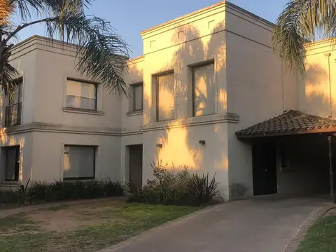 Venta casa Funes HIlls