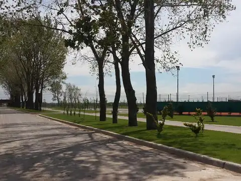 Lote interno de 870 m2 en Etapa 1 de  La Alameda Barrio Privado, Presidente Perón