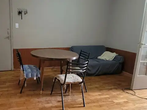 Depto Tipo Casa en Venta 46 años