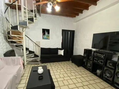 Depto Tipo Casa en Venta 30 años