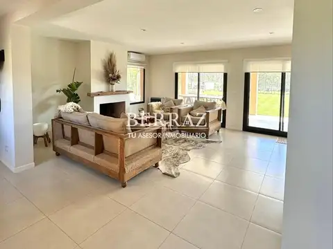 Casa en Venta en Club de Campo La Emilia, USD 350.000