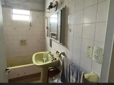 Depto Tipo Casa en Venta 40 años