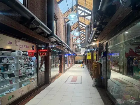 Local en Alquiler en Moron Sur, $ 800.000