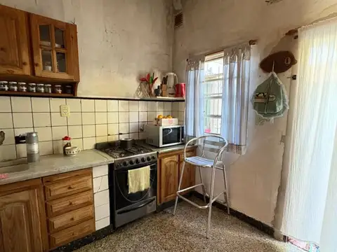 Depto Tipo Casa en Venta 40 años