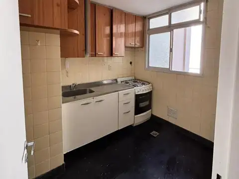 Dpto. 2 ambientes - Muy luminoso -  Excelente ubicación