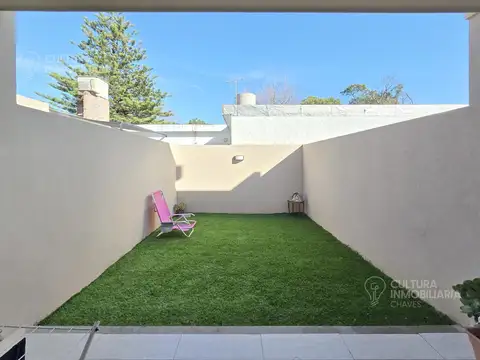 Depto Tipo Casa en Venta de 2 ambientes