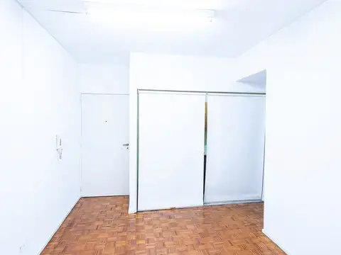 Oficina en Alquiler 49 años