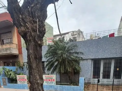 Casa de 3 Ambientes en Planta Baja en Versalles