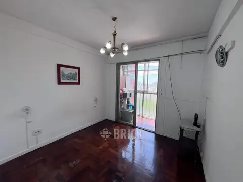 MATHEU Y AV. BRASIL - IMPECABLE BALCON VISTA ABIERTA Y AL RIO TODO SOL TODO EXTERNO