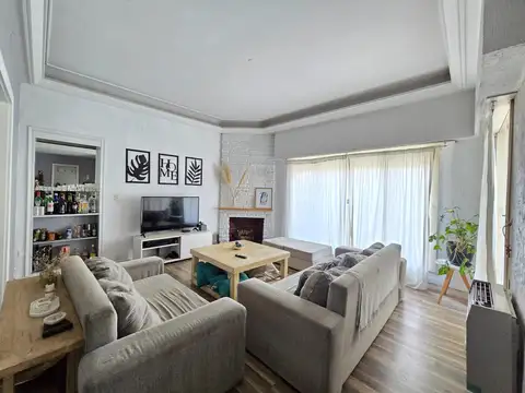 Chalet en Venta en Villa Sarmiento