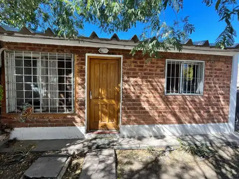 Casa en Venta en General Roca, USD 63.000