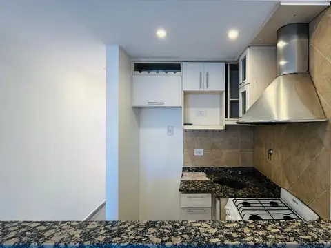 Departamento en Alquiler con 1 cocheras