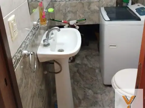 Casa 4 ambientes con 1 baño