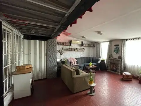 Casa en Venta en El Palomar, USD 120.000