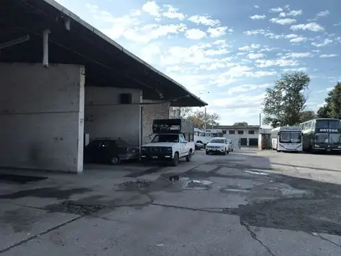 Galpon en Venta 47  mts Frente