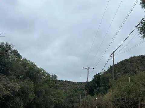 00232 - Aloja vende hermosa casa 2 plantas al pie del cerro - San Marcos Sierras