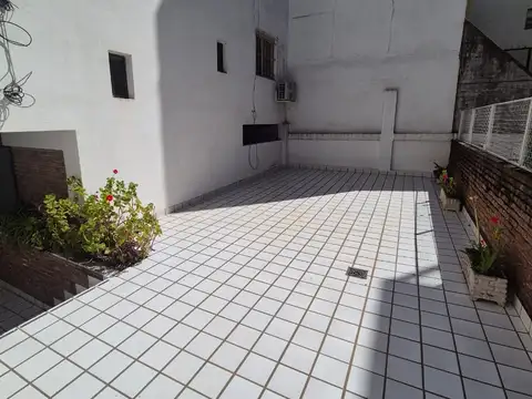 Diego Palma 400, Piso 2