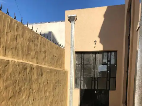 Casa en Venta en Temperley, USD 160.000