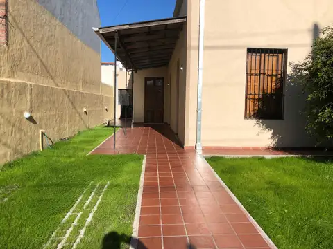 TEMPERLEY venta casa NUEVO VALOR oportunidad
