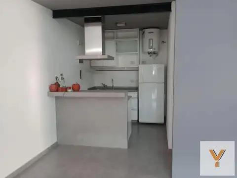 Chiclana e/ Lomas de Zamora y Juncal