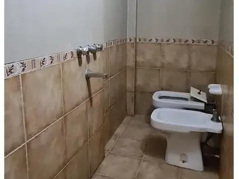 Depto Tipo Casa 3 ambientes con 2 baños